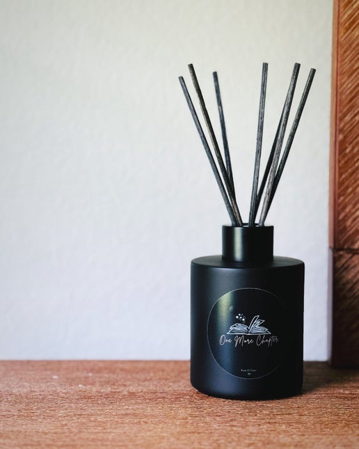Sea Salt + Wildflower Bookish Diffuser Set